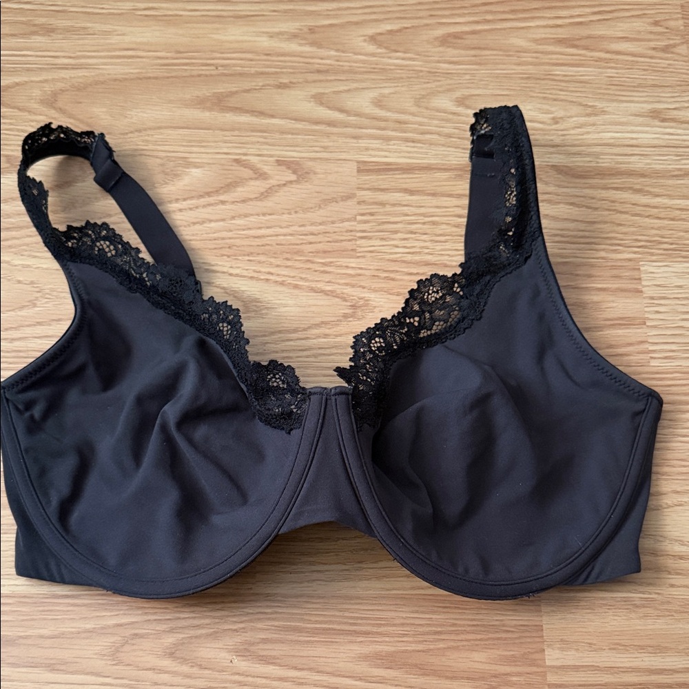 SKIMS Black Lace Detail Bra